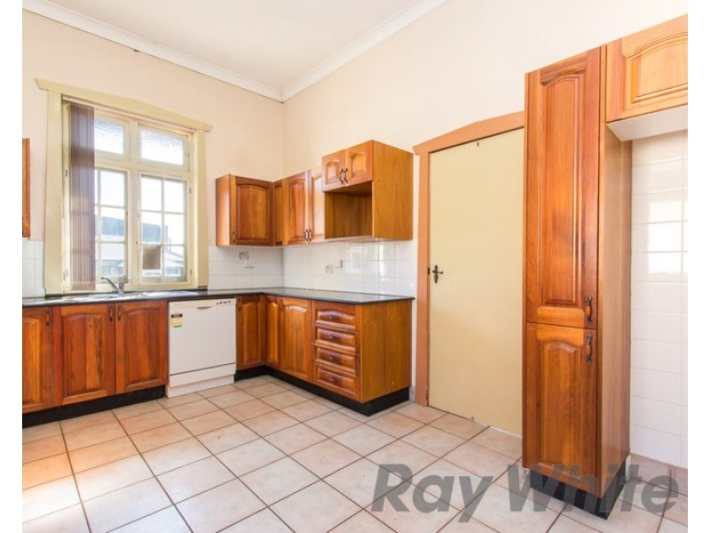 23 Teralba Road, Broadmeadow NSW 2292