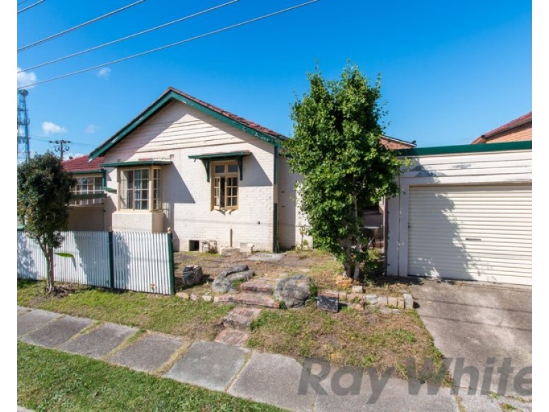 23 Teralba Road, Broadmeadow NSW 2292