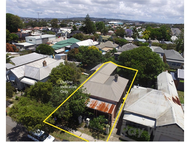 30 Swan Street, Hamilton NSW 2303