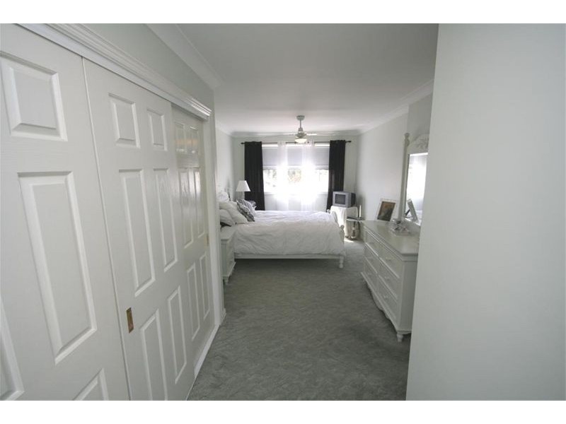 90 Caves Beach Road, Caves Beach NSW 2281