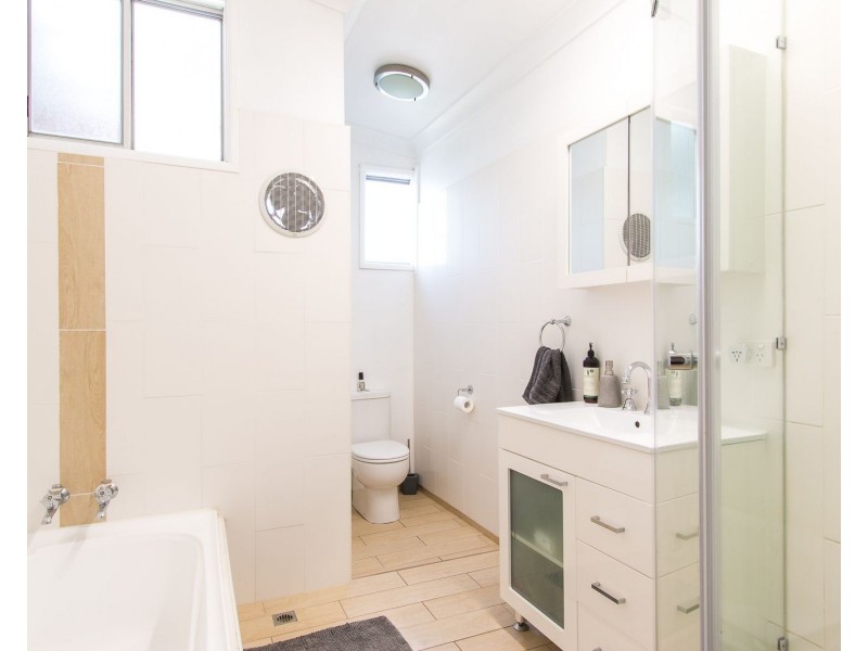 37 Gipps Street, Carrington NSW 2294