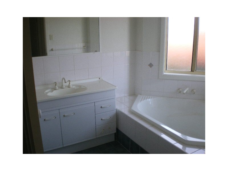 16 Sandalwood Avenue, Fletcher NSW 2287