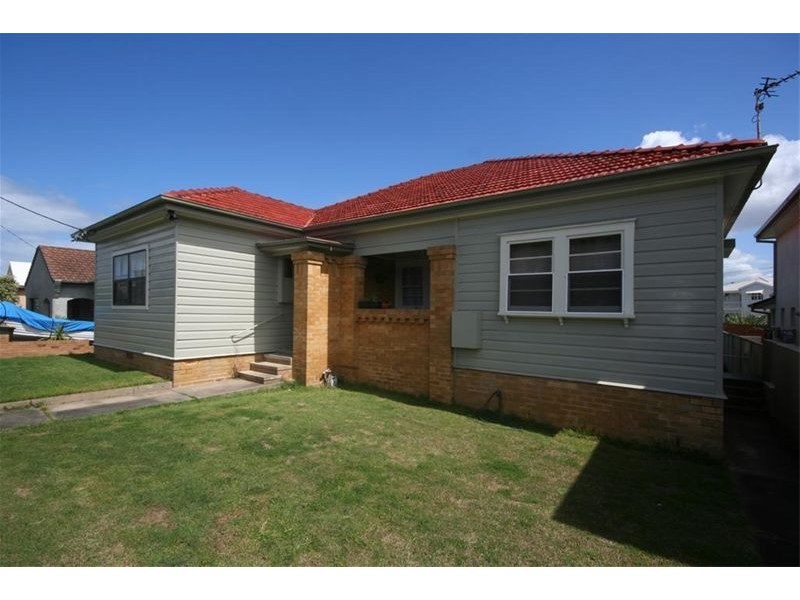 50 Watkins Street, Merewether NSW 2291