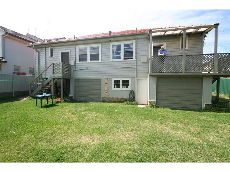 50 Watkins Street, Merewether NSW 2291