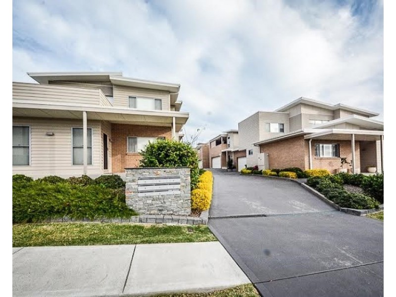 6/68 James Street, Charlestown NSW 2290