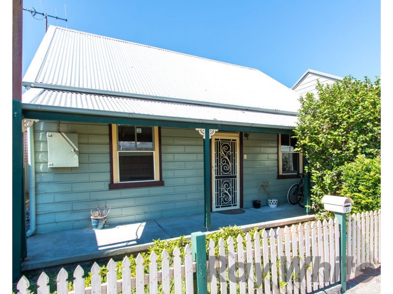 31 Victoria Street, Carrington NSW 2294