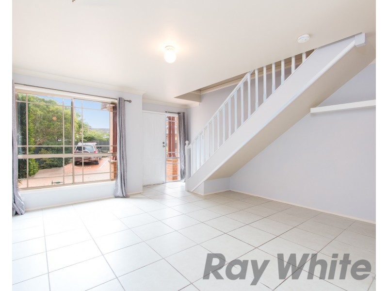 2/38 Hollingsford Crescent, Carrington NSW 2294