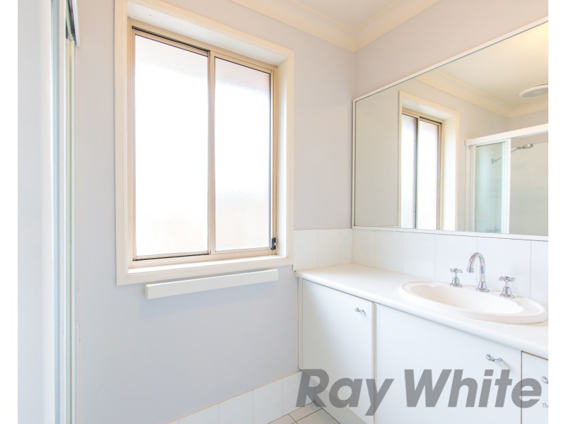 2/38 Hollingsford Crescent, Carrington NSW 2294