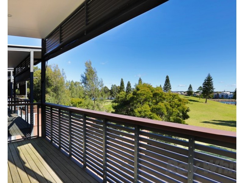 32/1 Forbes Street, Carrington NSW 2294