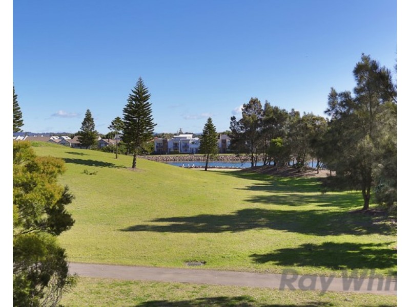 32/1 Forbes Street, Carrington NSW 2294