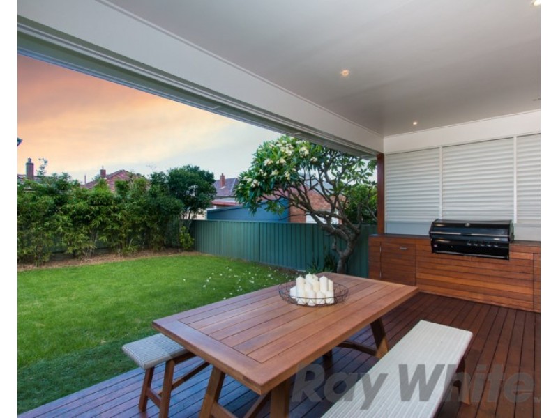 50 Jenner Parade, Hamilton South NSW 2303