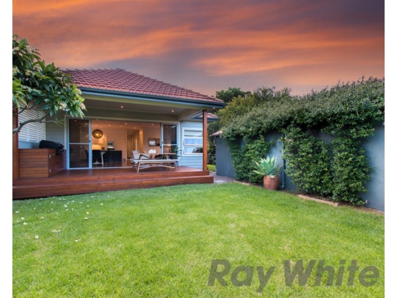 50 Jenner Parade, Hamilton South NSW 2303