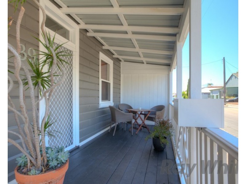 39 Downie Street, Maryville NSW 2293