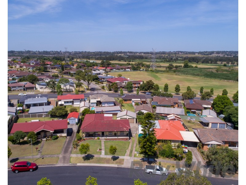 11 Bernborough Avenue, Maryland NSW 2287