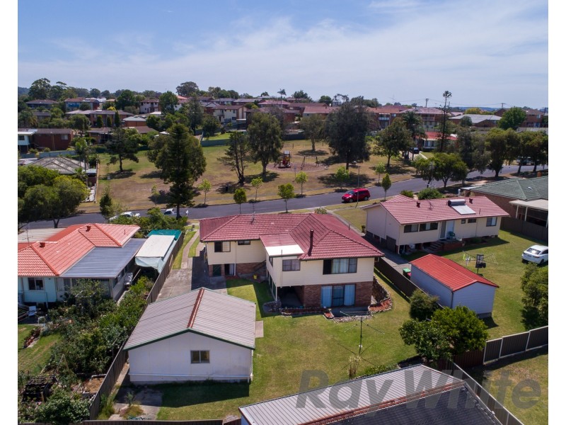 11 Bernborough Avenue, Maryland NSW 2287