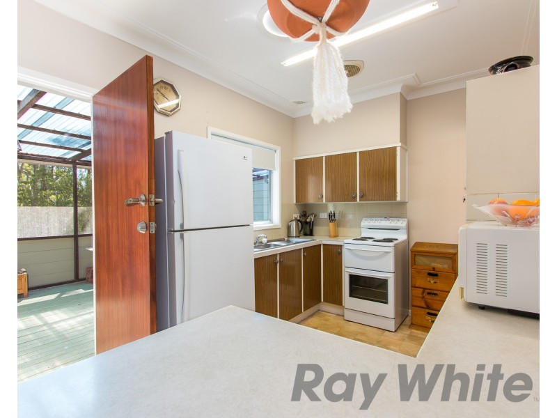 11 Fenwick Crescent, Whitebridge NSW 2290