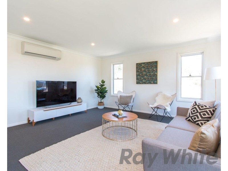 36 Blantyre Road, Macquarie Hills NSW 2285