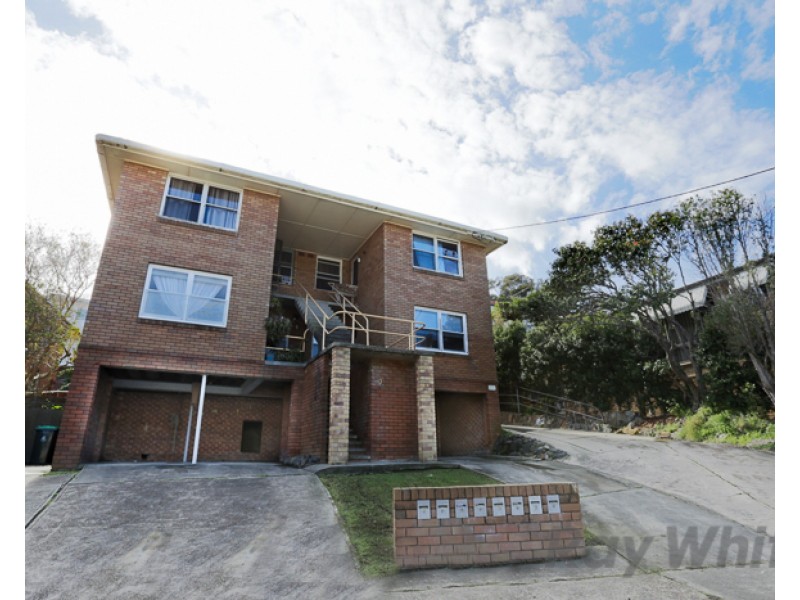 6/3 Mosbri Crescent, Newcastle NSW 2300
