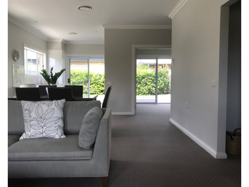 5 Heron Circuit, Fullerton Cove NSW 2318