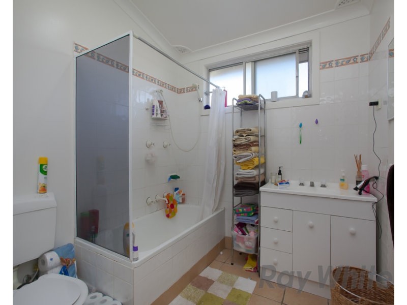 15 Raymond Street, Speers Point NSW 2284