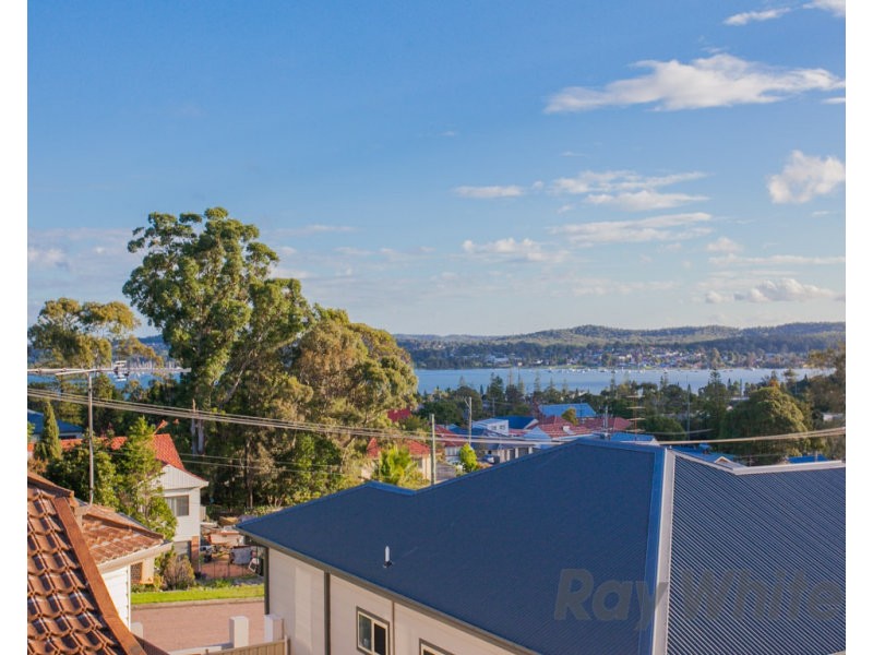 15 Raymond Street, Speers Point NSW 2284
