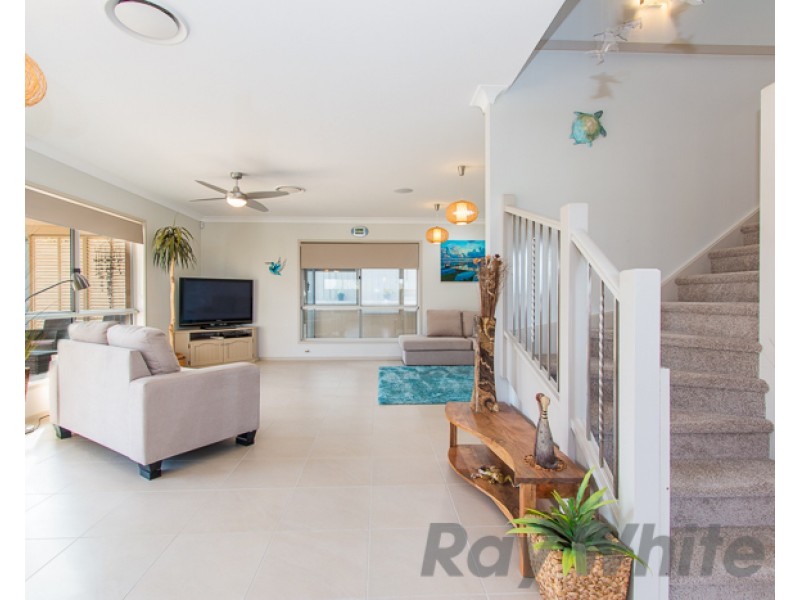 45 Auklet Road, Mount Hutton NSW 2290