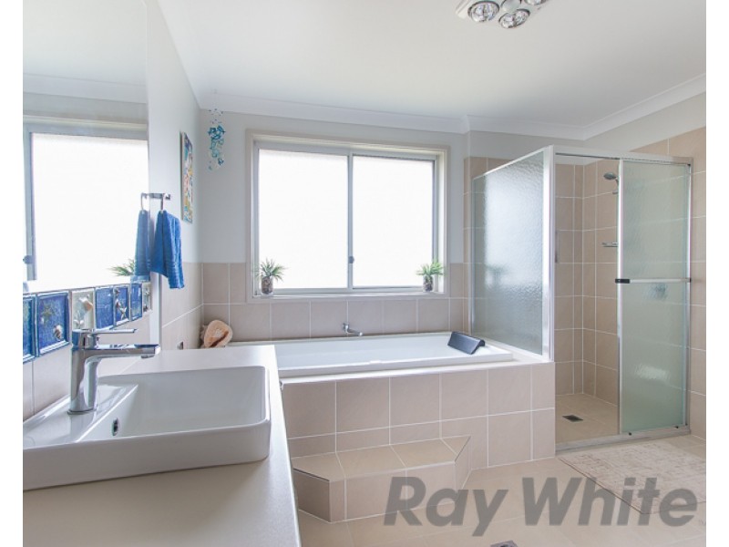 45 Auklet Road, Mount Hutton NSW 2290