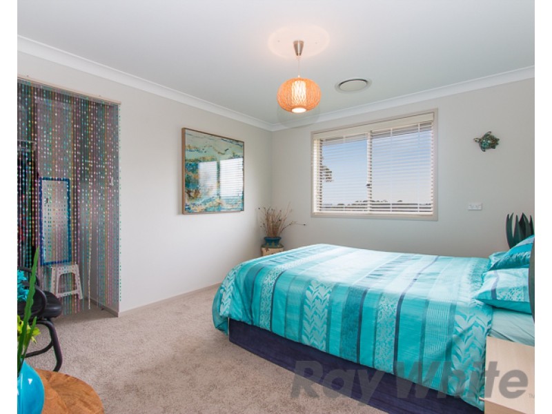 45 Auklet Road, Mount Hutton NSW 2290