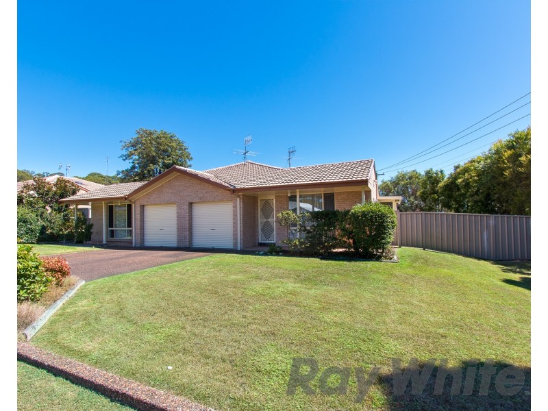 1/18 Floraville Road, Belmont North NSW 2280