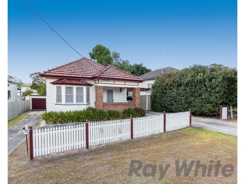 13 Chalmers Road, Wallsend NSW 2287