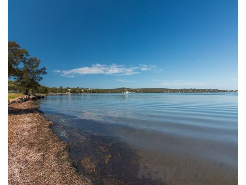 112/2 Howard Street, Warners Bay NSW 2282