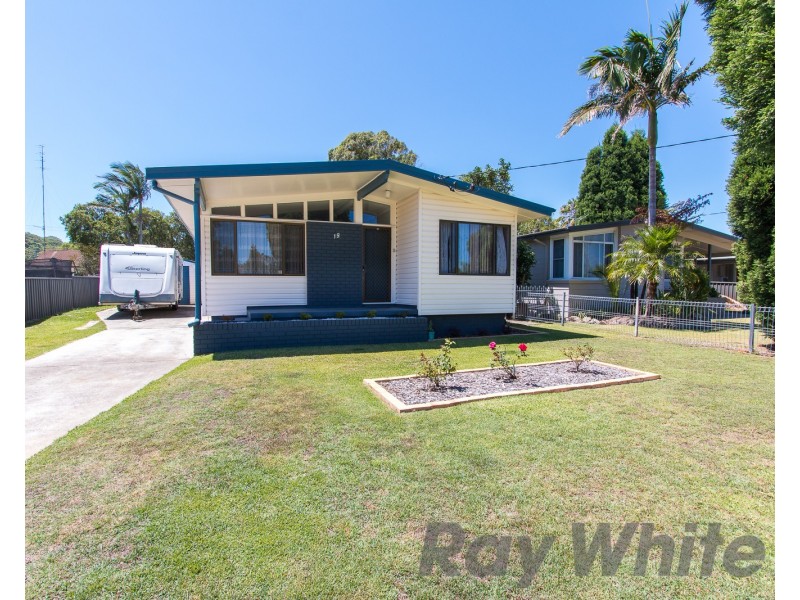 19 Cassia Crescent, Gateshead NSW 2290