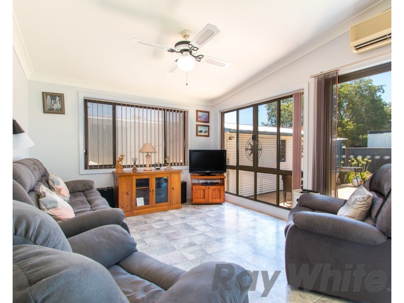 19 Cassia Crescent, Gateshead NSW 2290