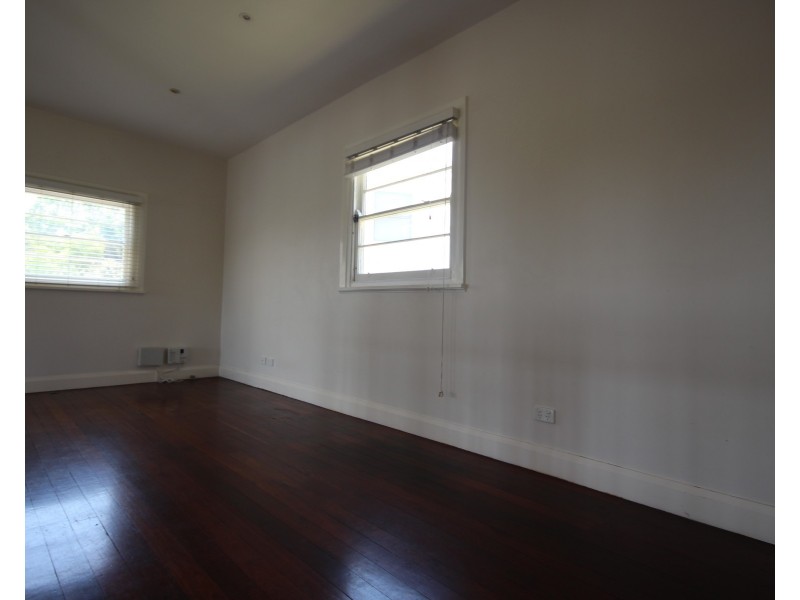 2 Leonora Parade, Waratah West NSW 2298