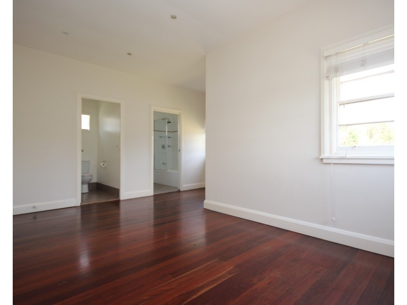 2 Leonora Parade, Waratah West NSW 2298