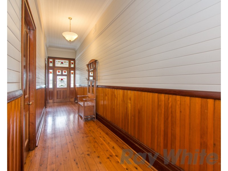 38 Young Street, Carrington NSW 2294