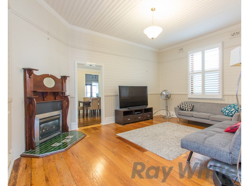 38 Young Street, Carrington NSW 2294