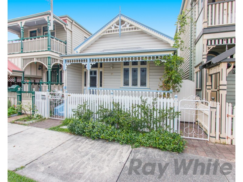 38 Young Street, Carrington NSW 2294