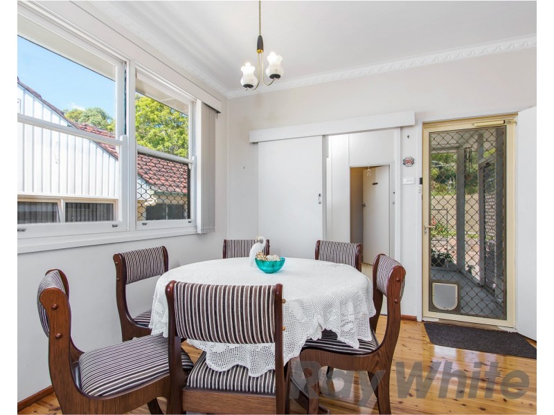 22 McDonald Crescent, Charlestown NSW 2290