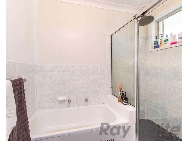 8 Hazleton Grove, Charlestown NSW 2290