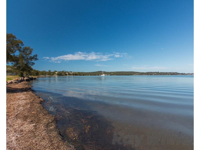 225/4 Howard Street, Warners Bay NSW 2282