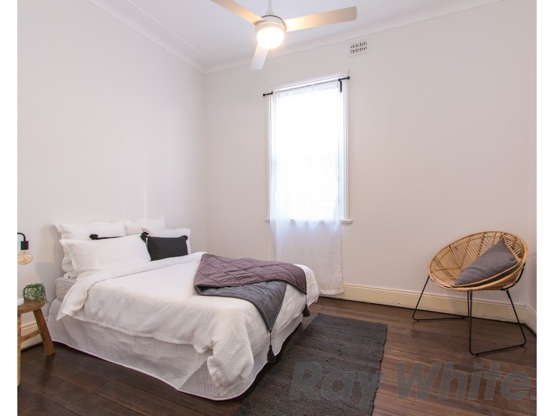 160 Denison Street, Hamilton NSW 2303