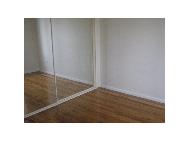 17 Vista Parade, Kotara NSW 2289