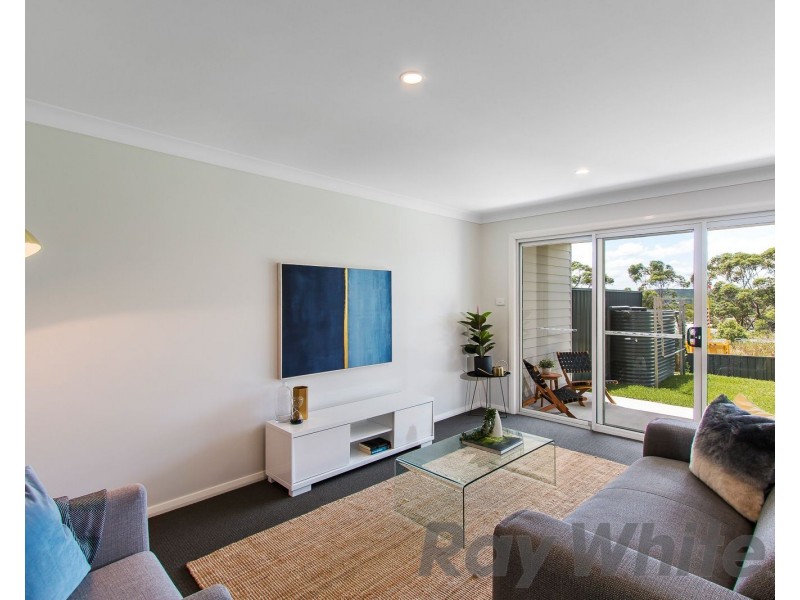 32 Blantyre Road, Macquarie Hills NSW 2285