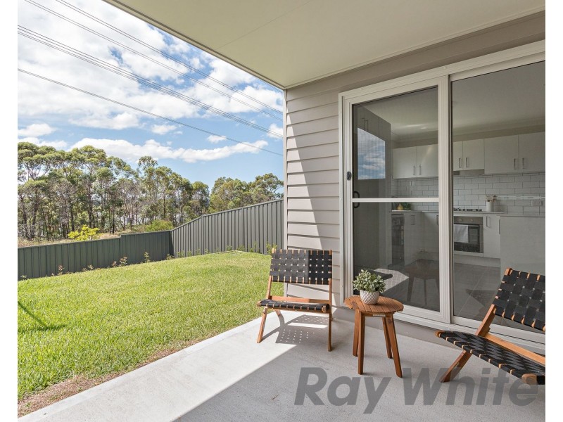 32 Blantyre Road, Macquarie Hills NSW 2285