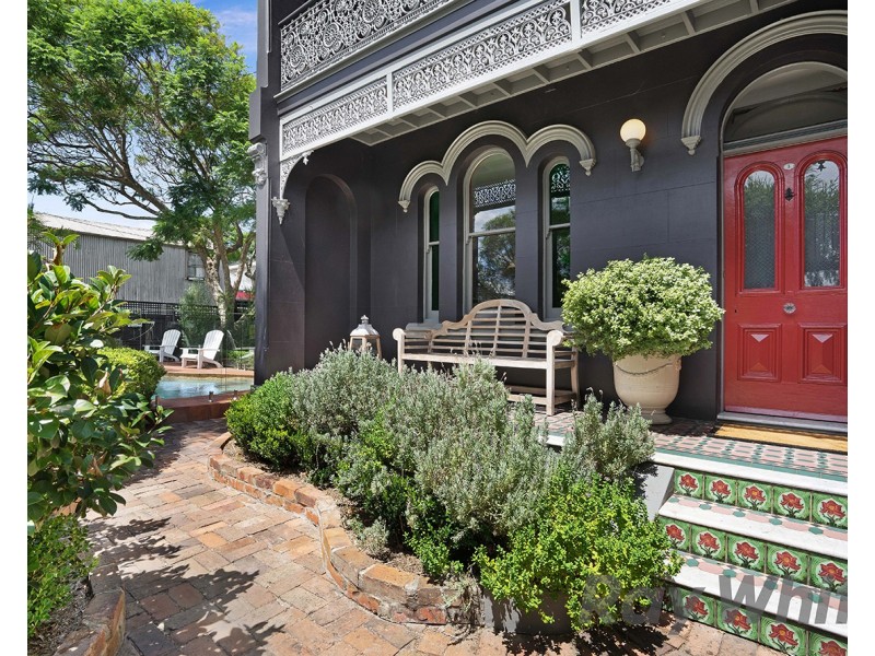 3 Buchanan Street, Hamilton NSW 2303