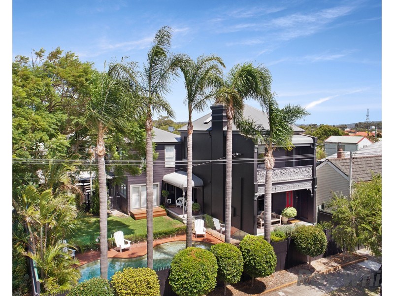 3 Buchanan Street, Hamilton NSW 2303