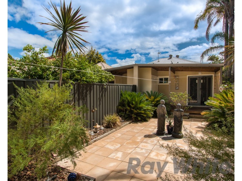 5 Eva Street, Hamilton NSW 2303