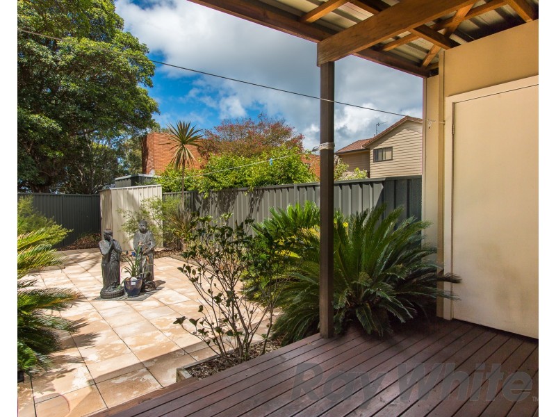 5 Eva Street, Hamilton NSW 2303