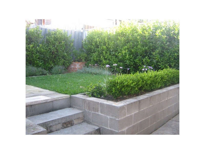 12 Thomas Street, Dudley NSW 2290